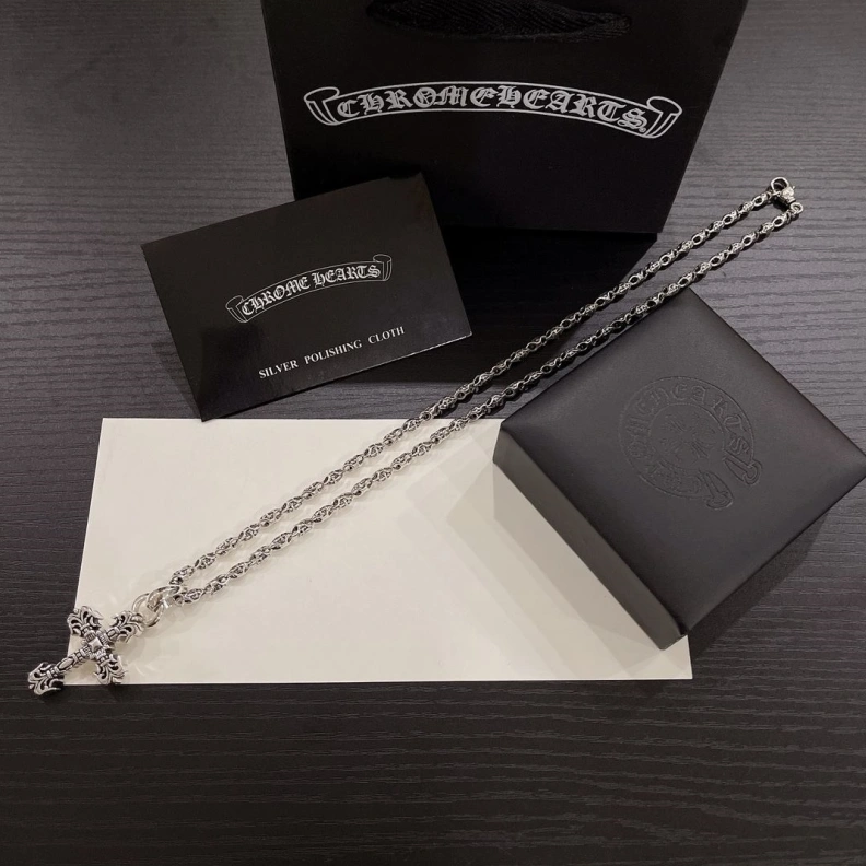 Chrxmx Hxxrts Necklaces Elegant 298021