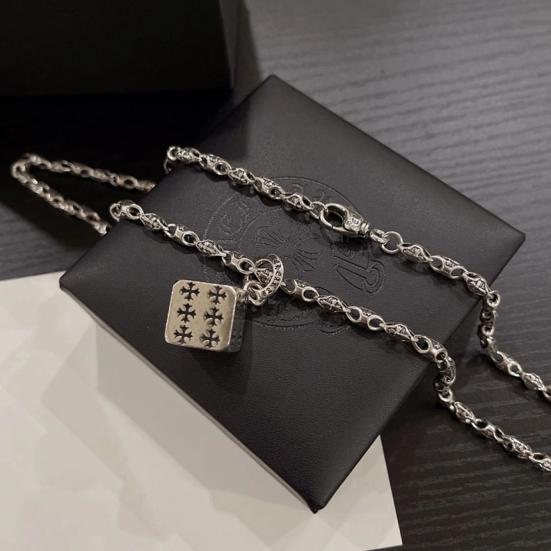 Chrxmx Hxxrts Necklaces ModernLook 298023