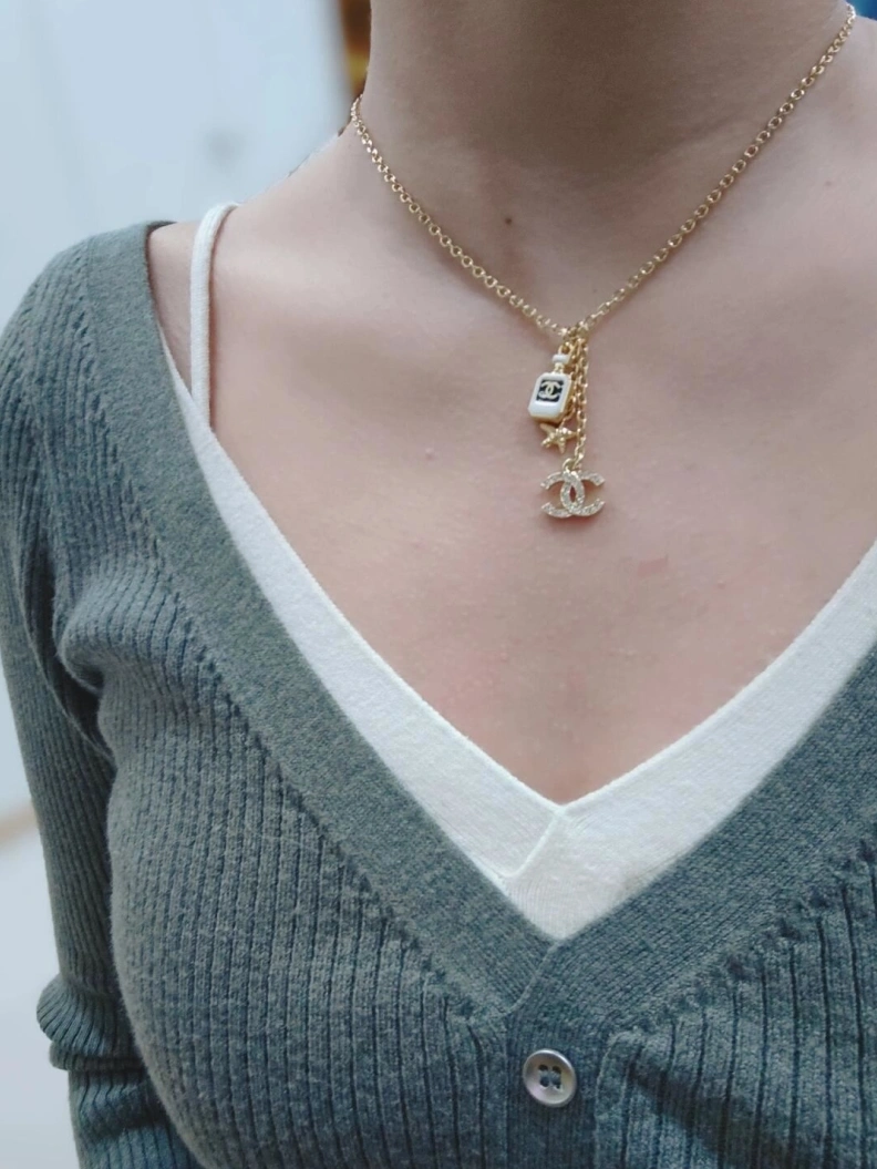 HighQuality Chxnxl Necklaces 286923