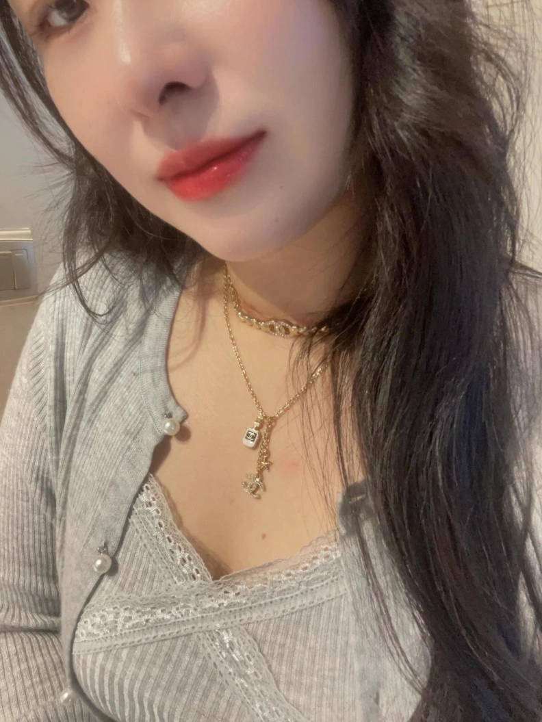 HighQuality Chxnxl Necklaces 286923