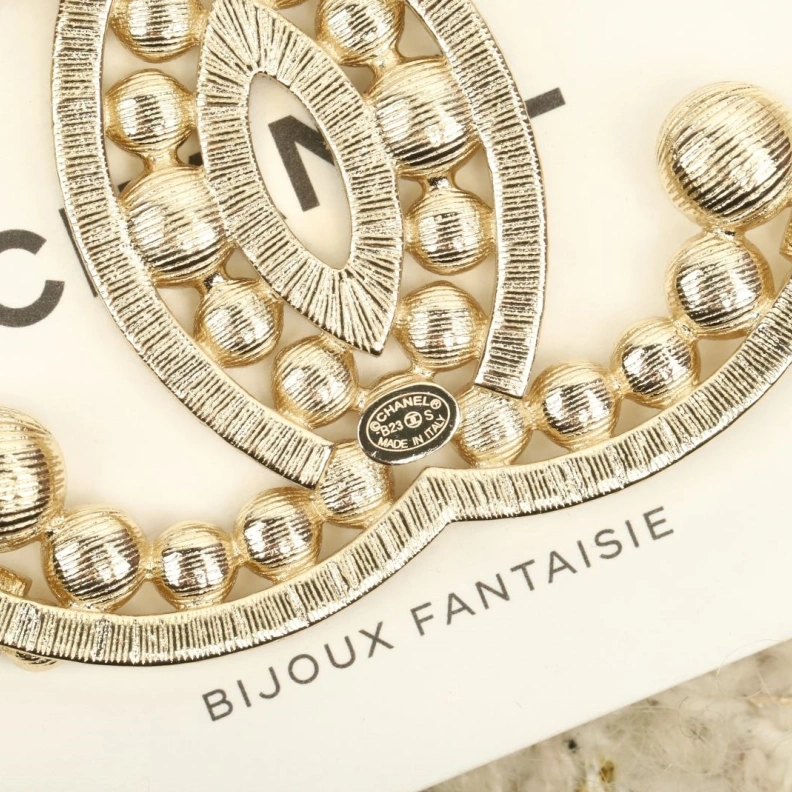 UrbanStyle Chxnxl Brooches 287895