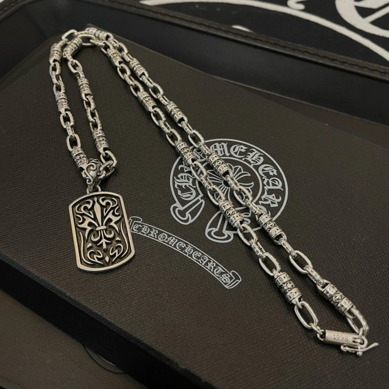 Chrxmx Hxxrts Necklaces Elegant 298019