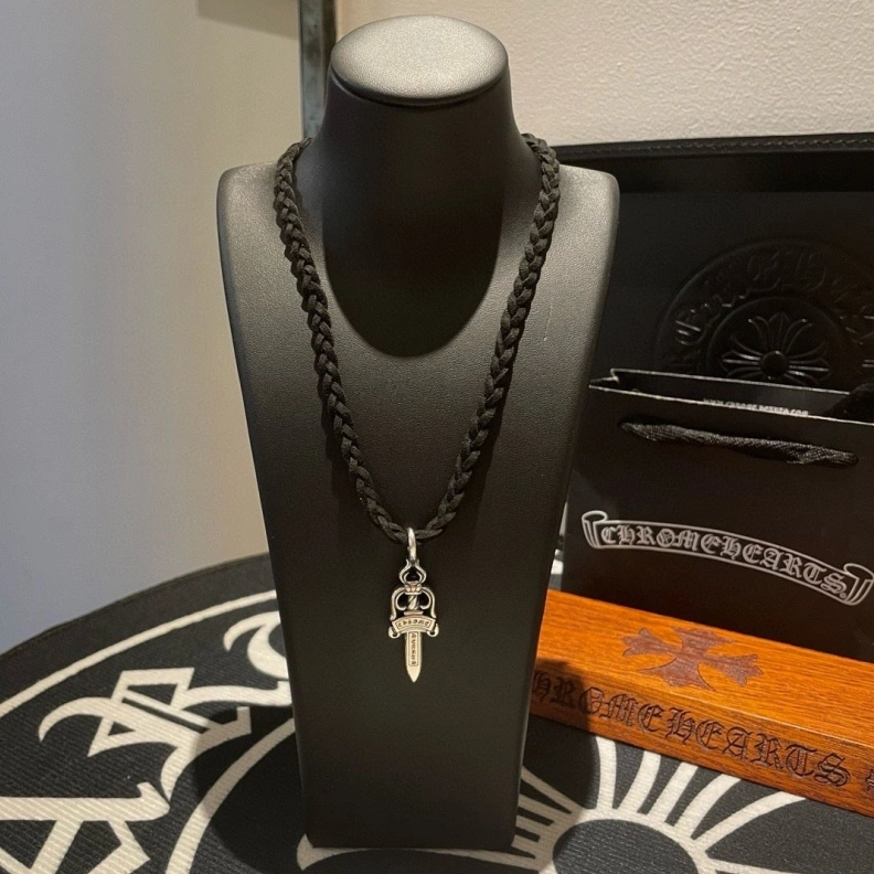 Affordable Chrxmx Hxxrts Necklaces 298015