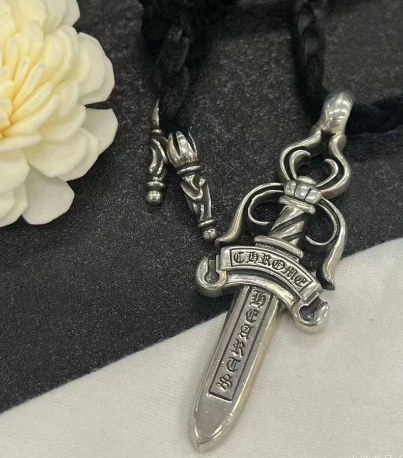 Affordable Chrxmx Hxxrts Necklaces 298015