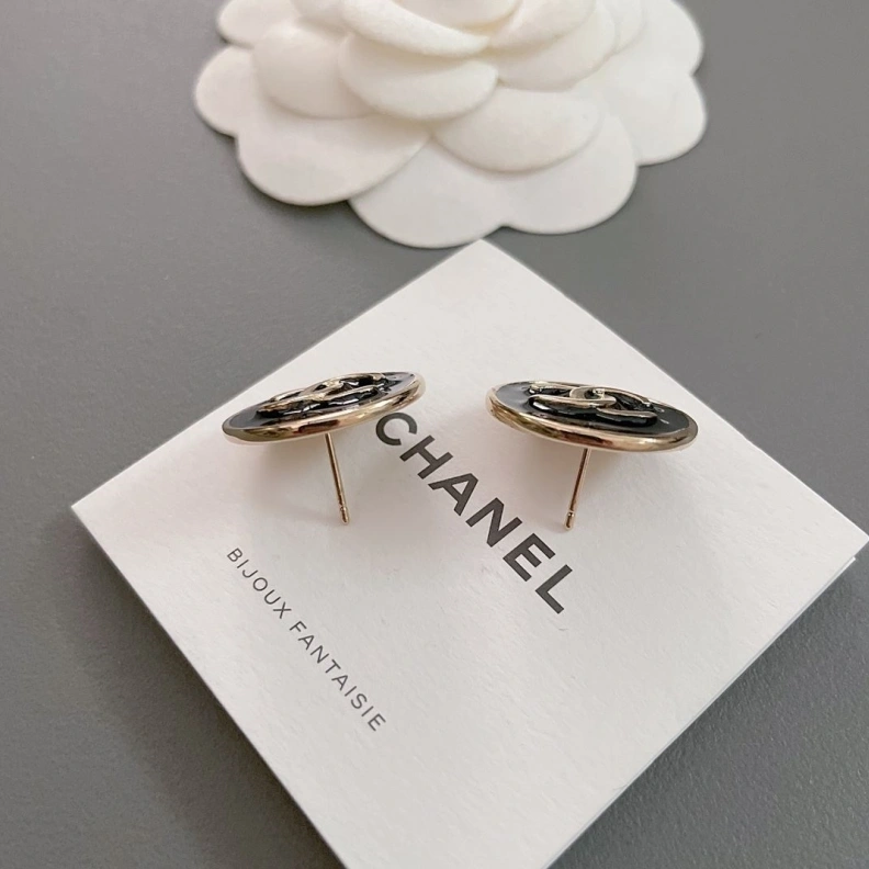 Durable Chxnxl Earrings 287709