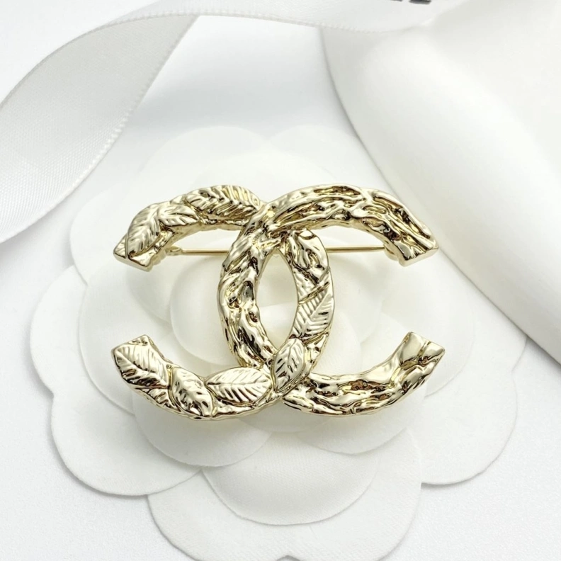Timeless Chxnxl Brooches 287882