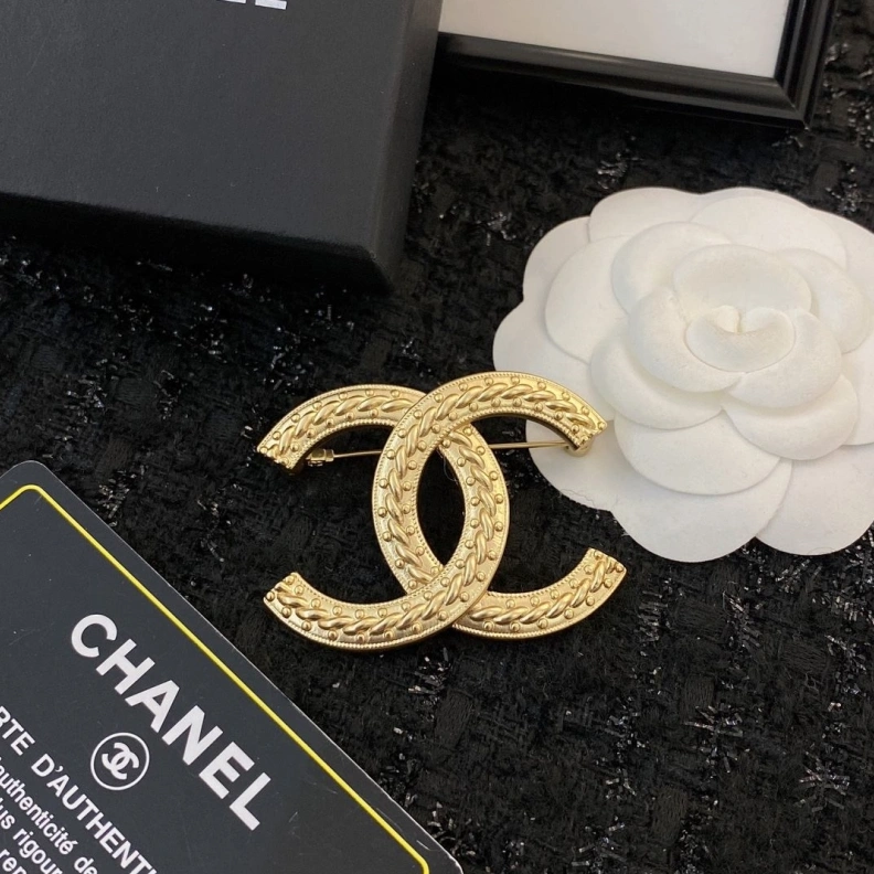 Timeless Chxnxl Brooches 287873
