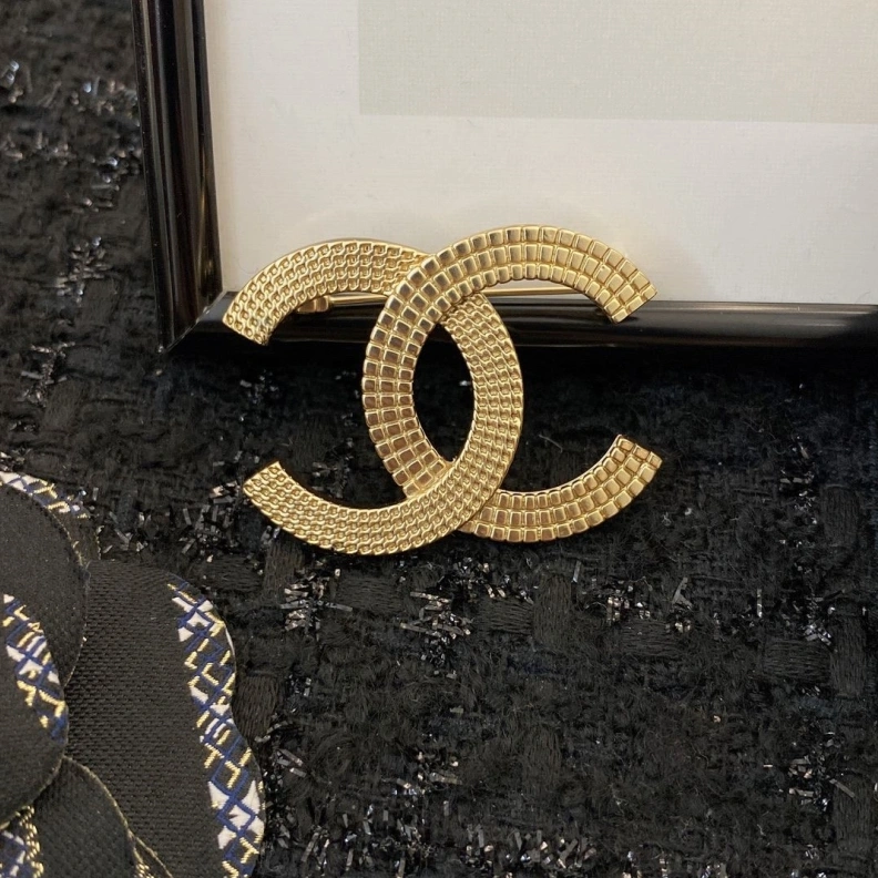 Trendy Chxnxl Brooches 287871