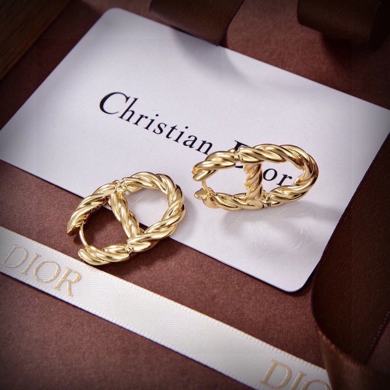 Cozy Christian Dxxr Earrings 294574