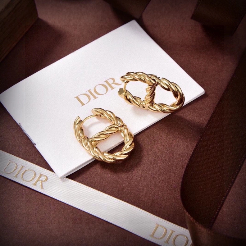 Cozy Christian Dxxr Earrings 294574