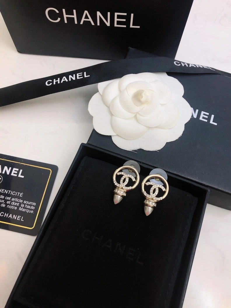 Trendy Chxnxl Earrings 287713