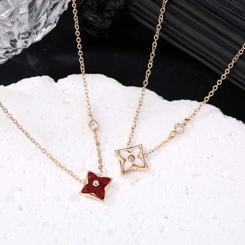 Fashionable LX Necklaces 309449