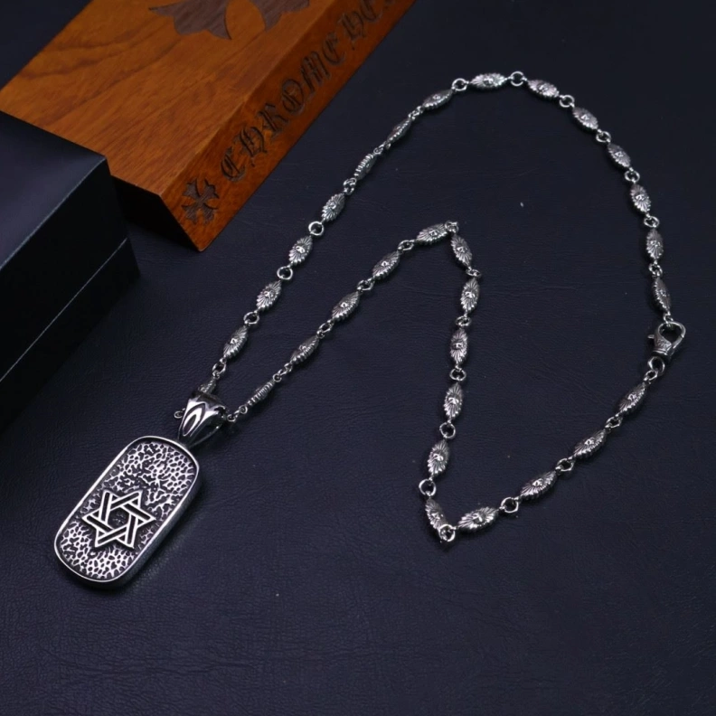 Chrxmx Hxxrts Necklaces Comfortable 298022