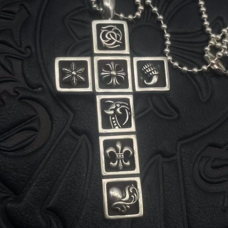 HighQuality Chrxmx Hxxrts Necklaces 298007