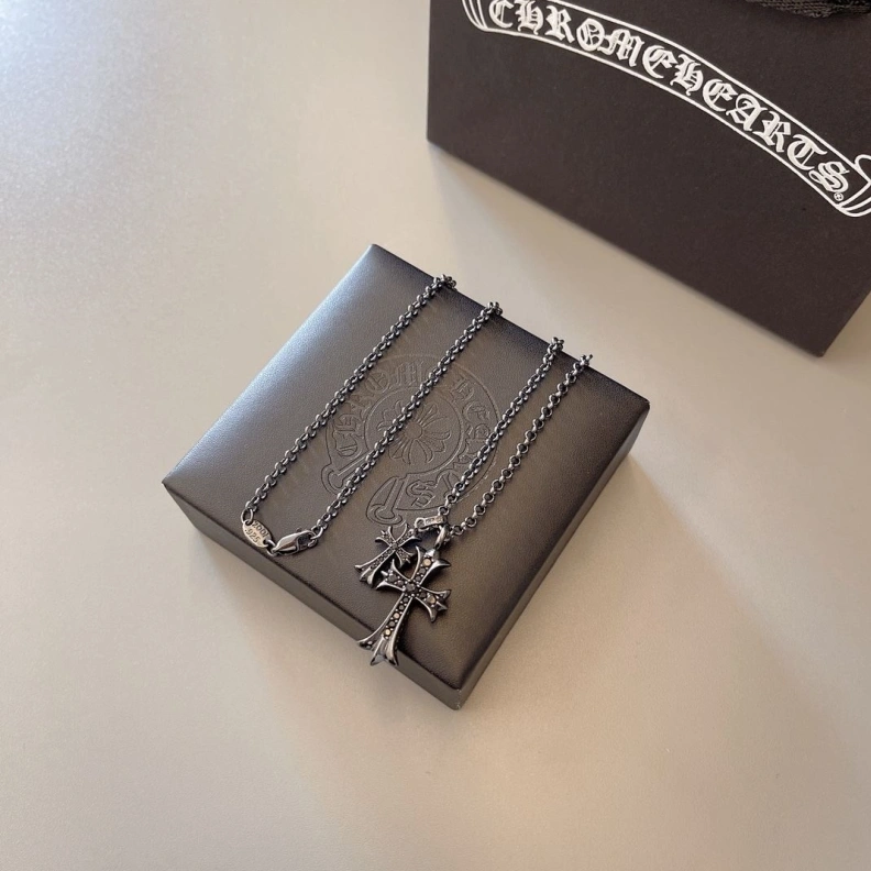AllSeason Chrxmx Hxxrts Necklaces 298001