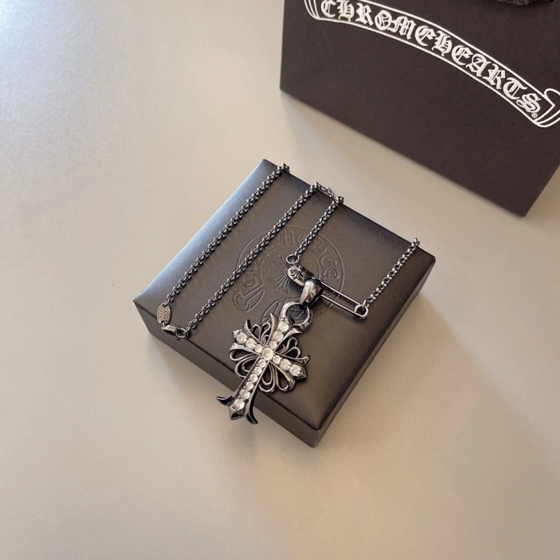 Chrxmx Hxxrts Necklaces Popular 298004