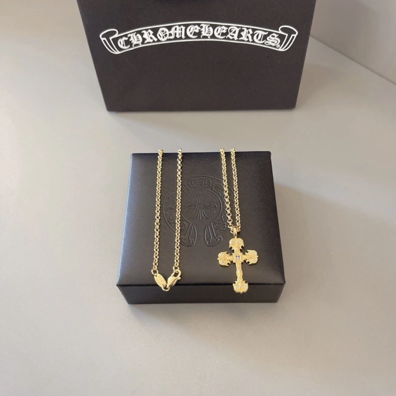Lightweight Chrxmx Hxxrts Necklaces 297994