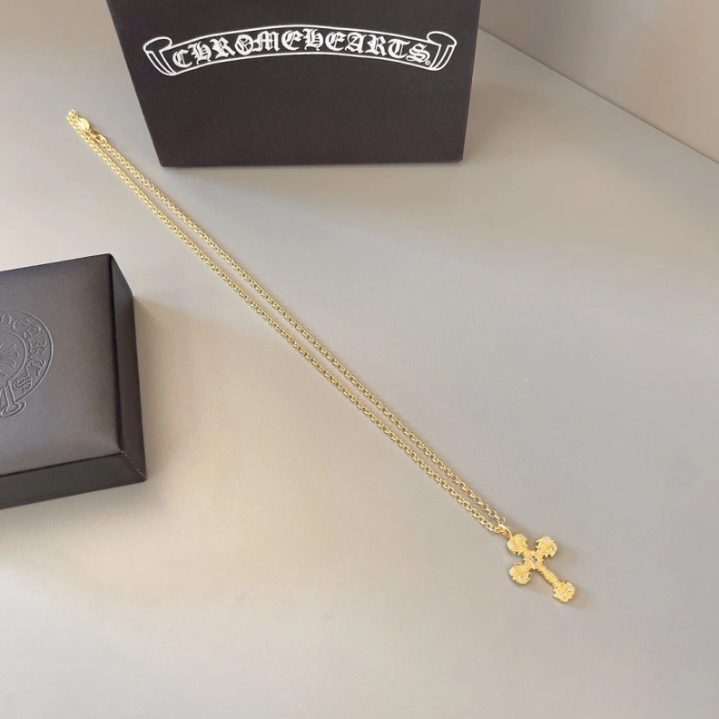 Lightweight Chrxmx Hxxrts Necklaces 297994