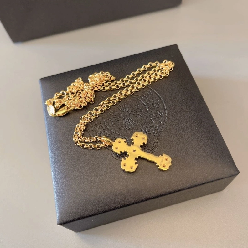 Lightweight Chrxmx Hxxrts Necklaces 297994