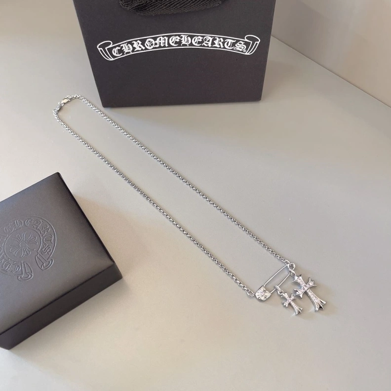 Bold Chrxmx Hxxrts Necklaces 297995