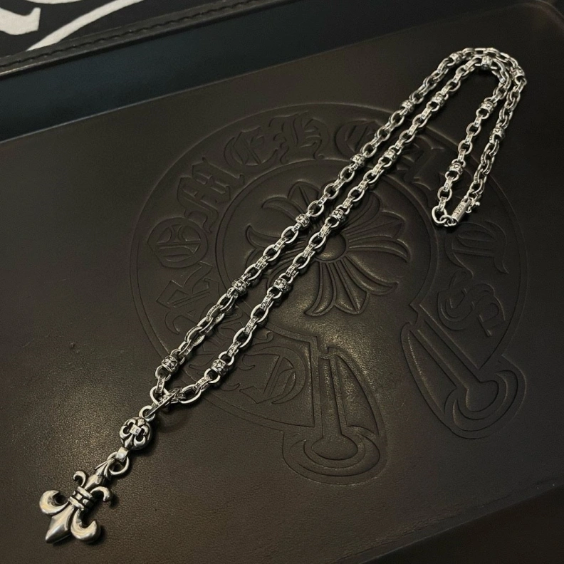 Compact Chrxmx Hxxrts Necklaces 297996