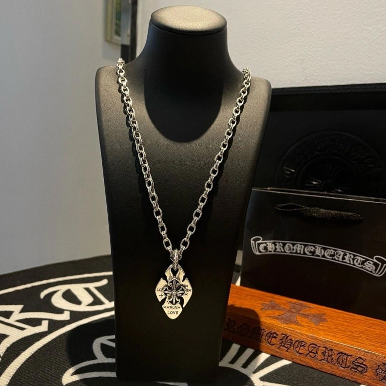 Sleek Chrxmx Hxxrts Necklaces 297997