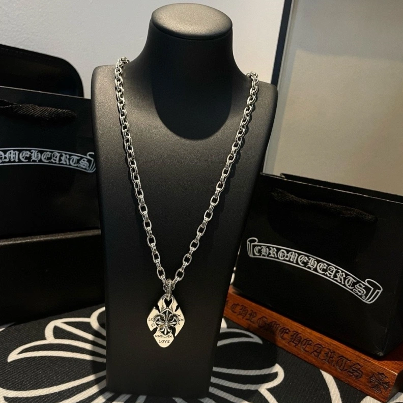 Sleek Chrxmx Hxxrts Necklaces 297997