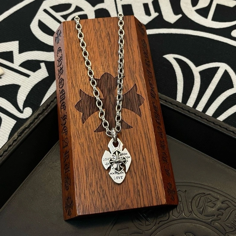 Sleek Chrxmx Hxxrts Necklaces 297997