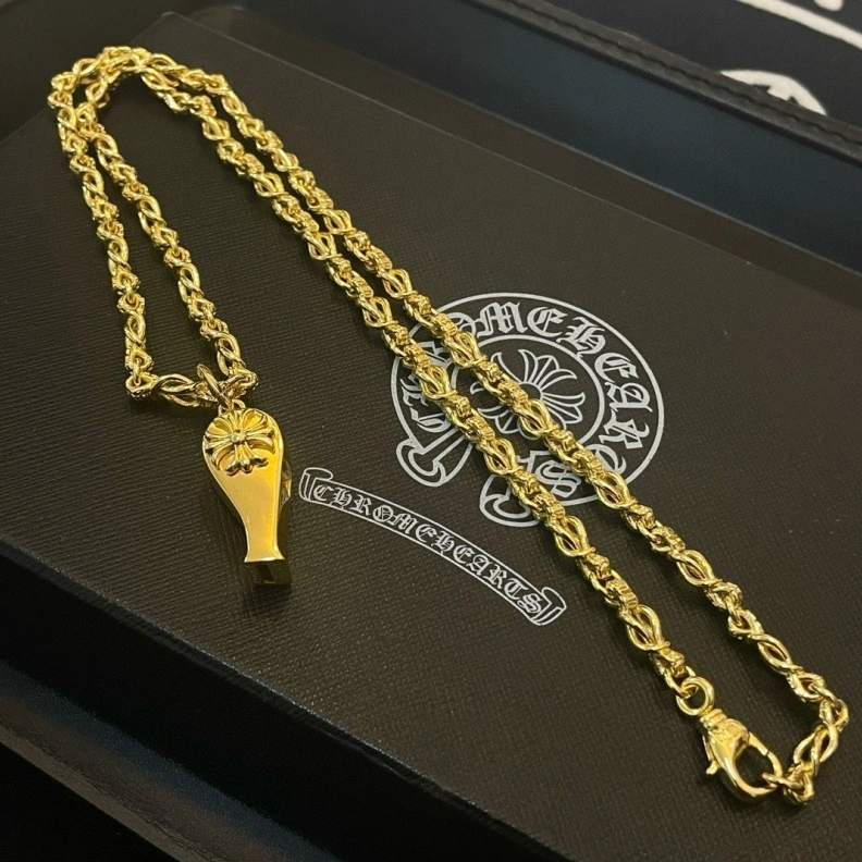 EyeCatching Chrxmx Hxxrts Necklaces 297988