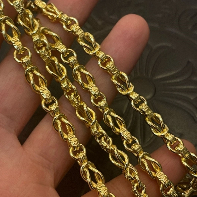 EyeCatching Chrxmx Hxxrts Necklaces 297988