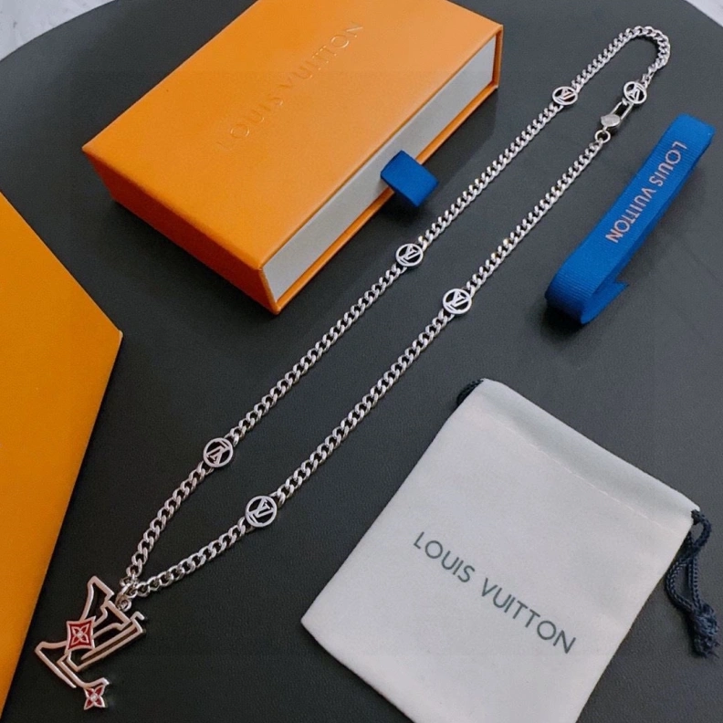 Durable LX Necklaces 309388