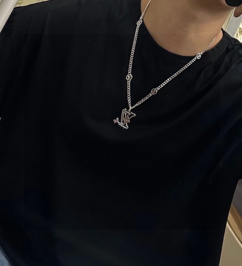 Durable LX Necklaces 309388