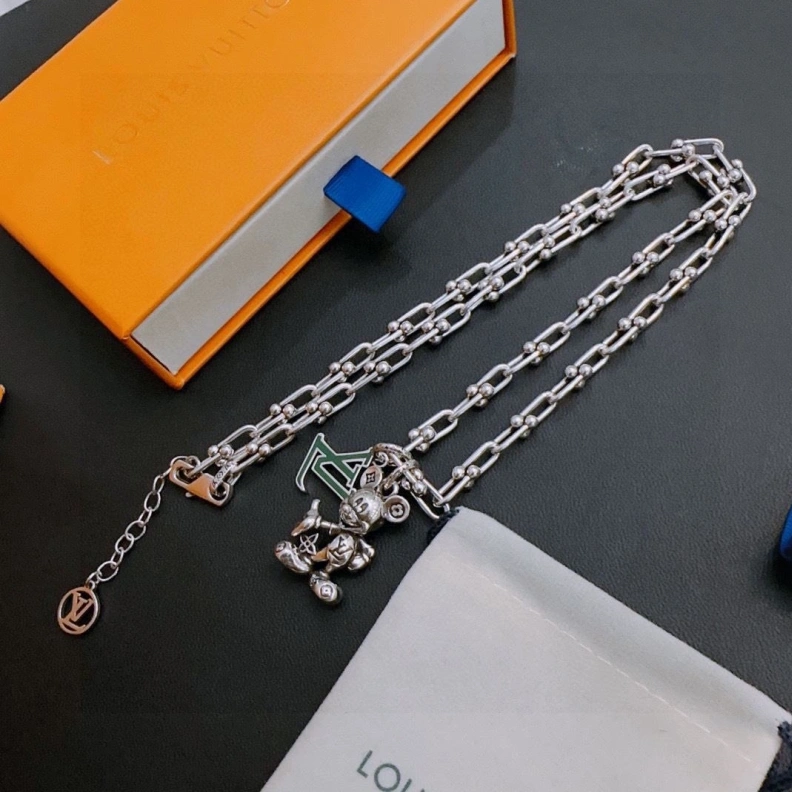 Durable LX Necklaces 309372