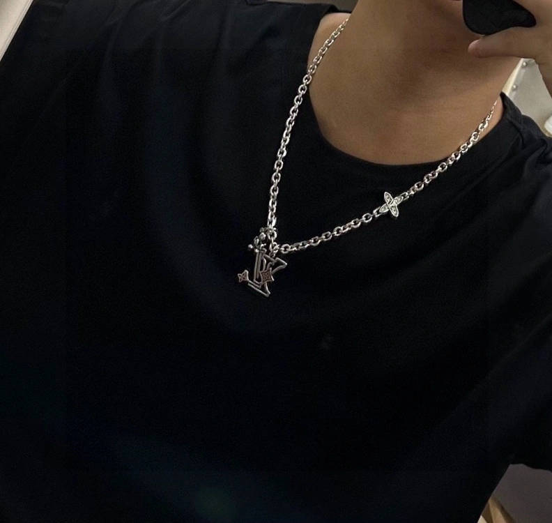 Flexible LX Necklaces 309362
