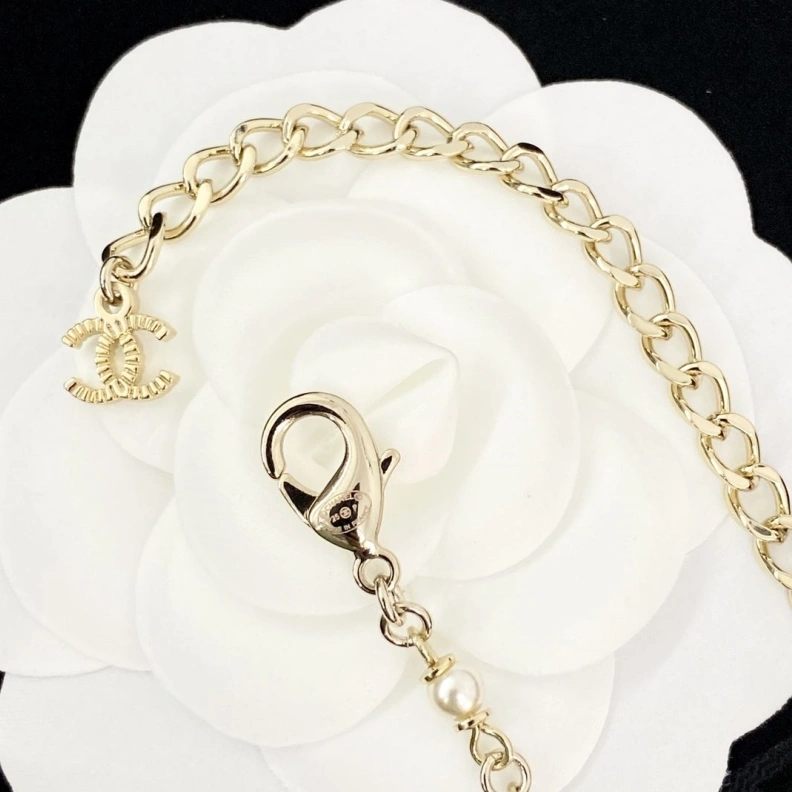 Affordable Chxnxl Necklaces 286892