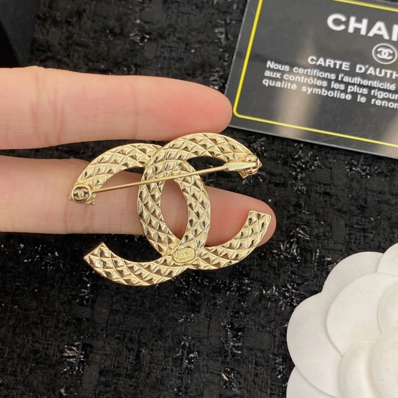 SportInspired Chxnxl Brooches 287861