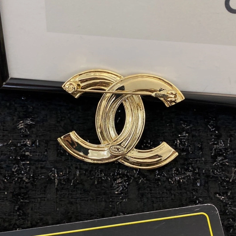 Fashionable Chxnxl Brooches 287860