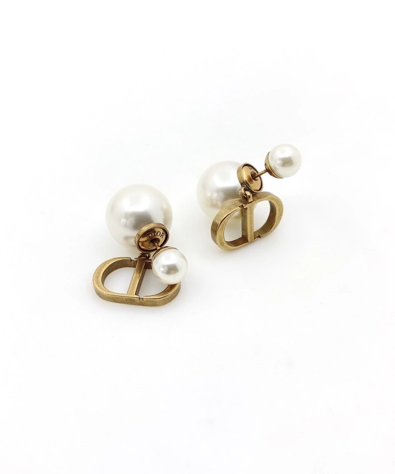 Versatile Christian Dxxr Earrings 294572