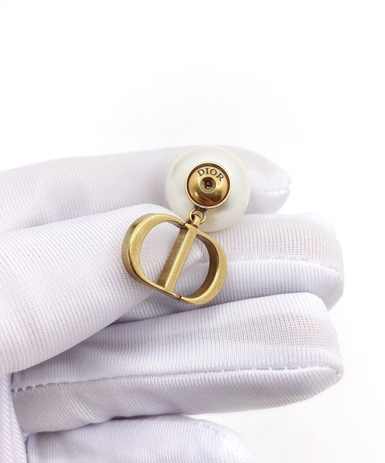 Versatile Christian Dxxr Earrings 294572