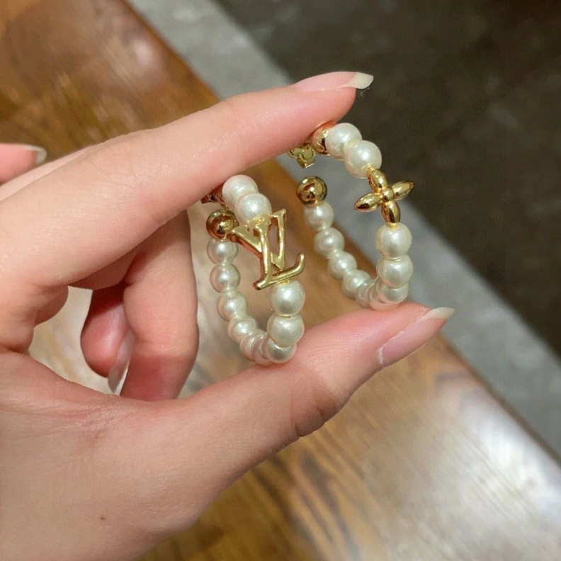 Affordable LX Earrings 309481