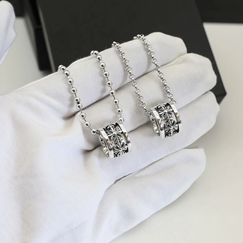 Trendy Chrxmx Hxxrts Necklaces 297986