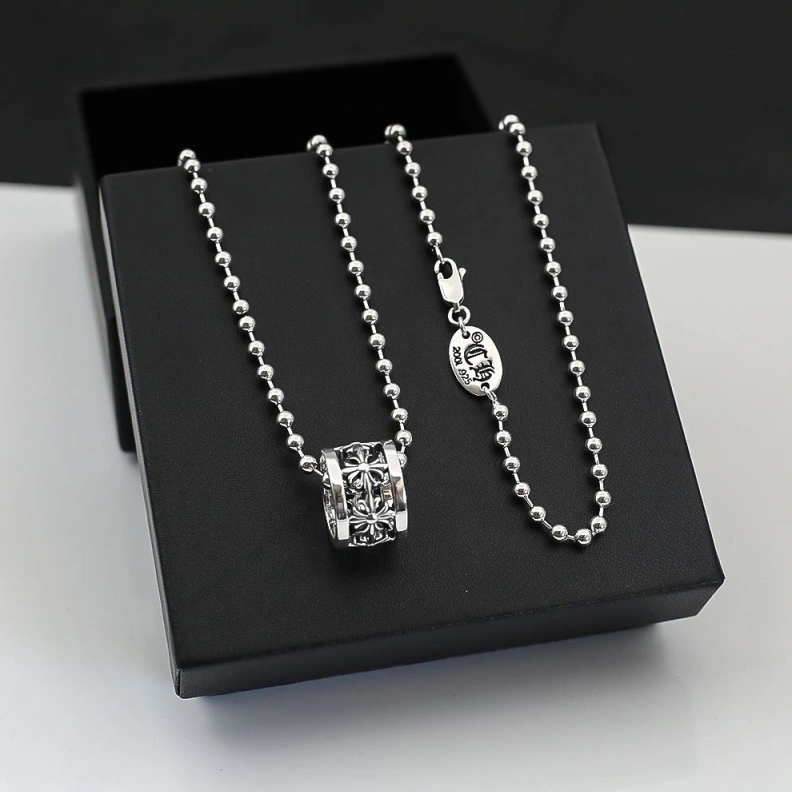 Trendy Chrxmx Hxxrts Necklaces 297986