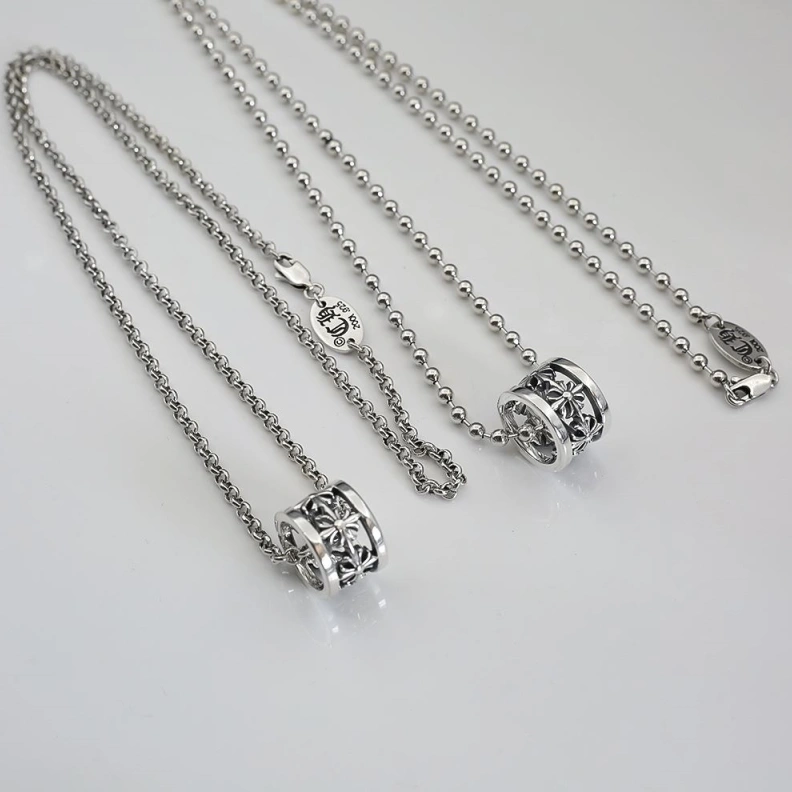 Trendy Chrxmx Hxxrts Necklaces 297986