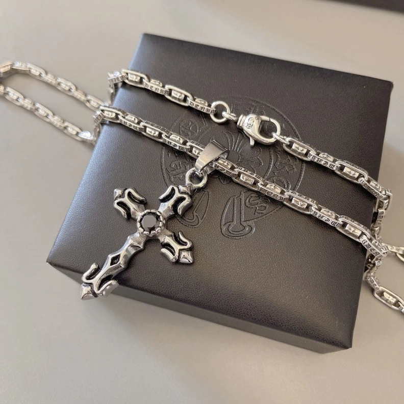 DailyWear Chrxmx Hxxrts Necklaces 297983