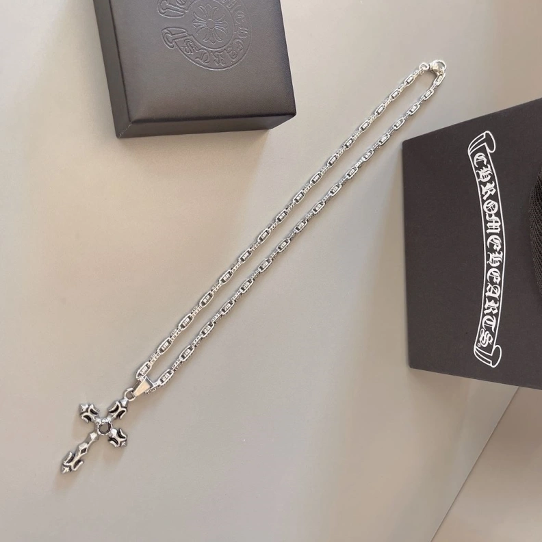 DailyWear Chrxmx Hxxrts Necklaces 297983