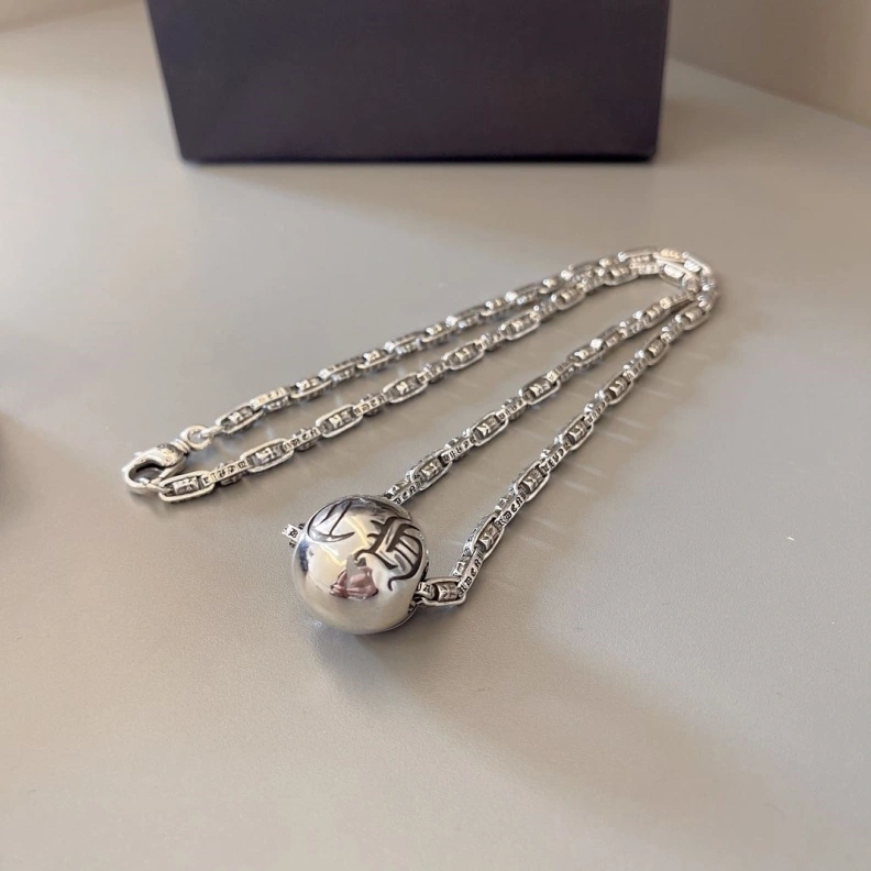 Chrxmx Hxxrts Necklaces Sleek 297976