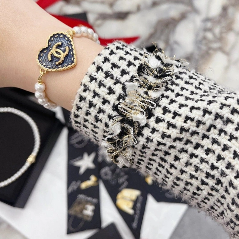 Lightweight Chxnxl Bracelets 287949