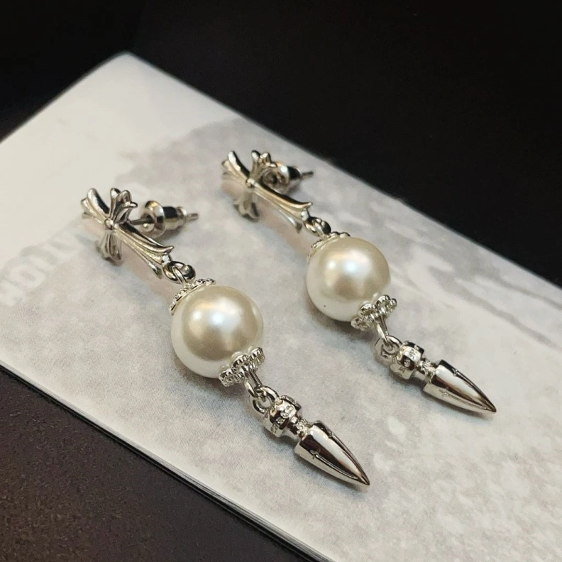 Chrxmx Hxxrts Earrings WellDesigned 298031