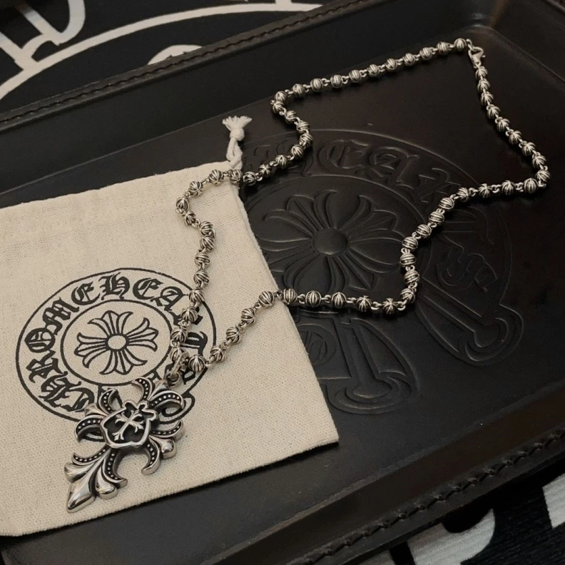 Chrxmx Hxxrts Necklaces Resilient 297972