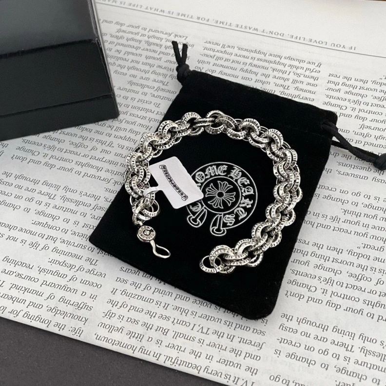 Sleek Chrxmx Hxxrts Necklaces 297971